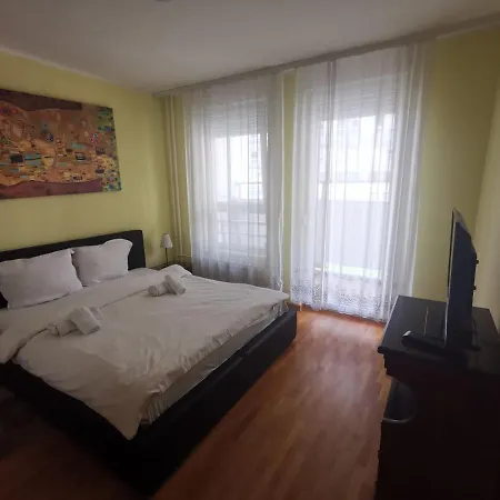 Twin Belville Apartment *